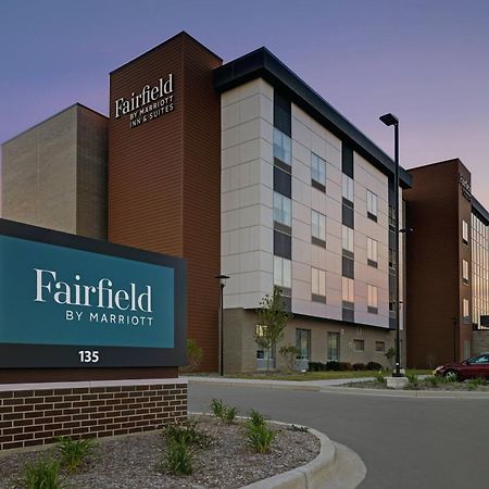 Fairfield Inn & Suites By Marriott Milwaukee Брукфийлд Екстериор снимка
