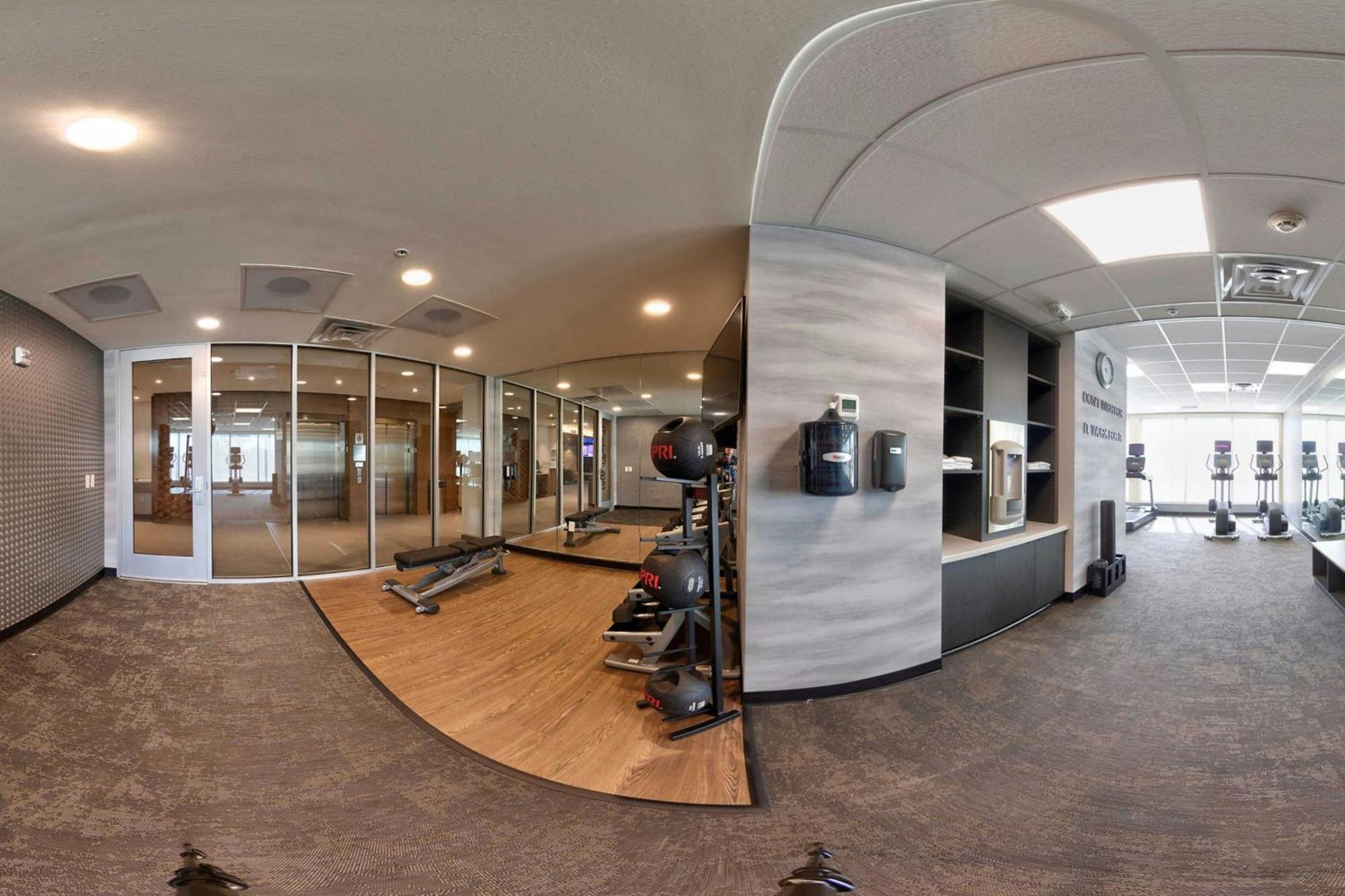 Fairfield Inn & Suites By Marriott Milwaukee Брукфийлд Екстериор снимка