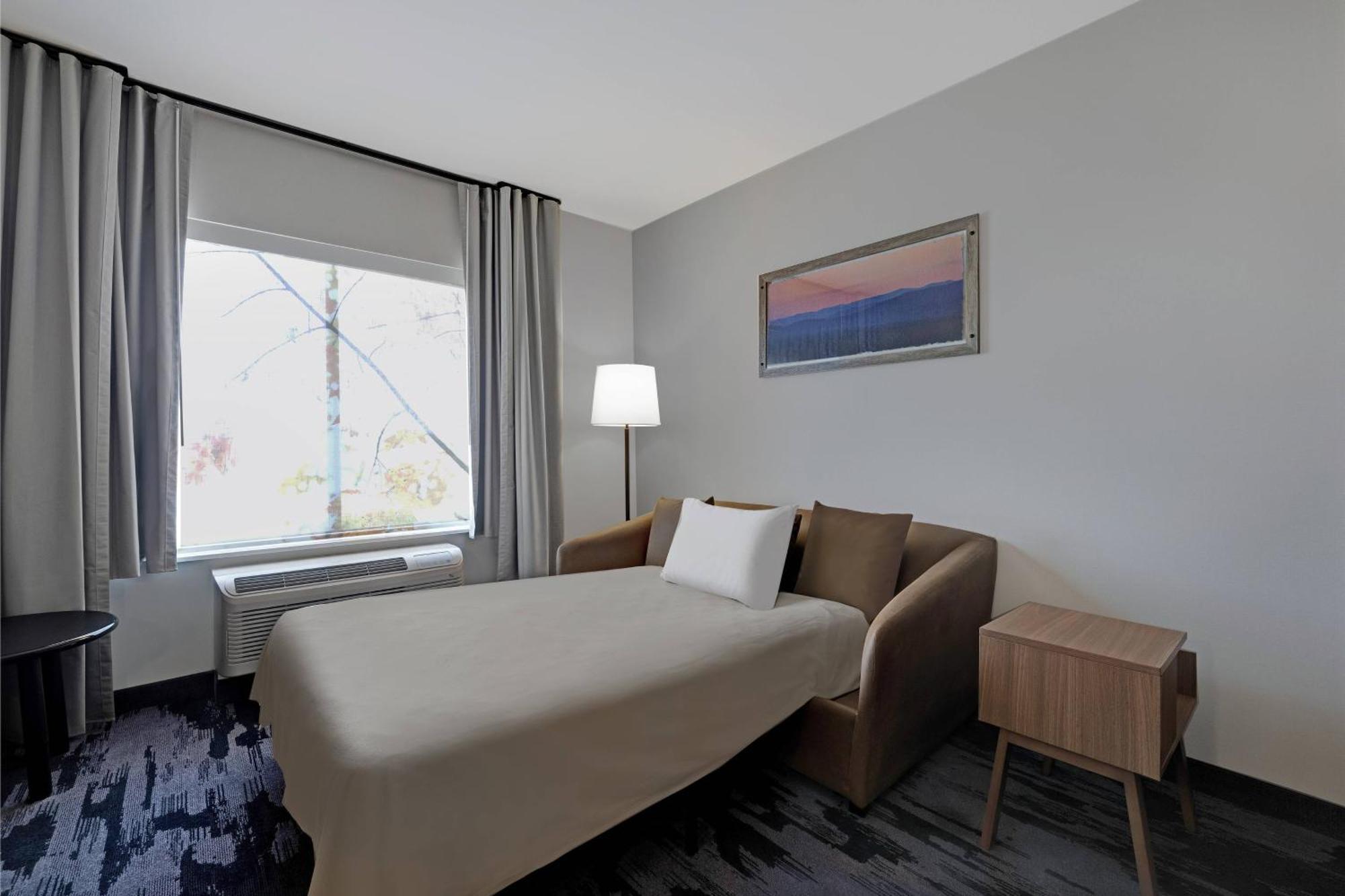 Fairfield Inn & Suites By Marriott Milwaukee Брукфийлд Екстериор снимка