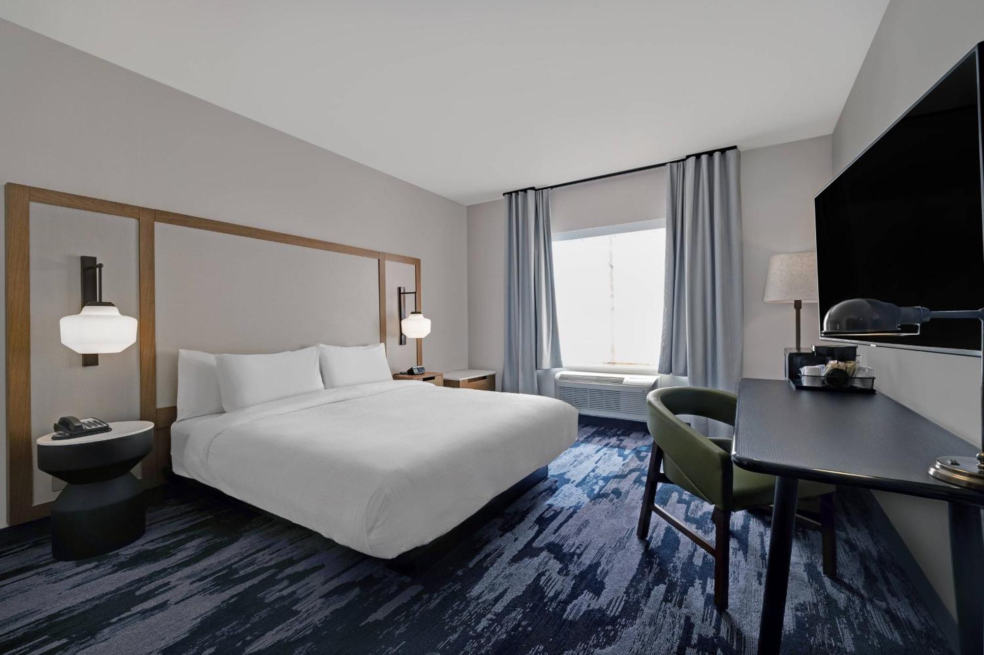 Fairfield Inn & Suites By Marriott Milwaukee Брукфийлд Екстериор снимка